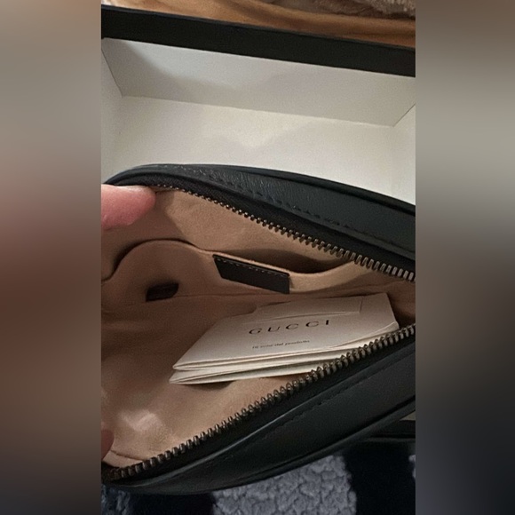 Authentic Gucci GG Marmont Waist Bag in Black - Picture 7 of 7